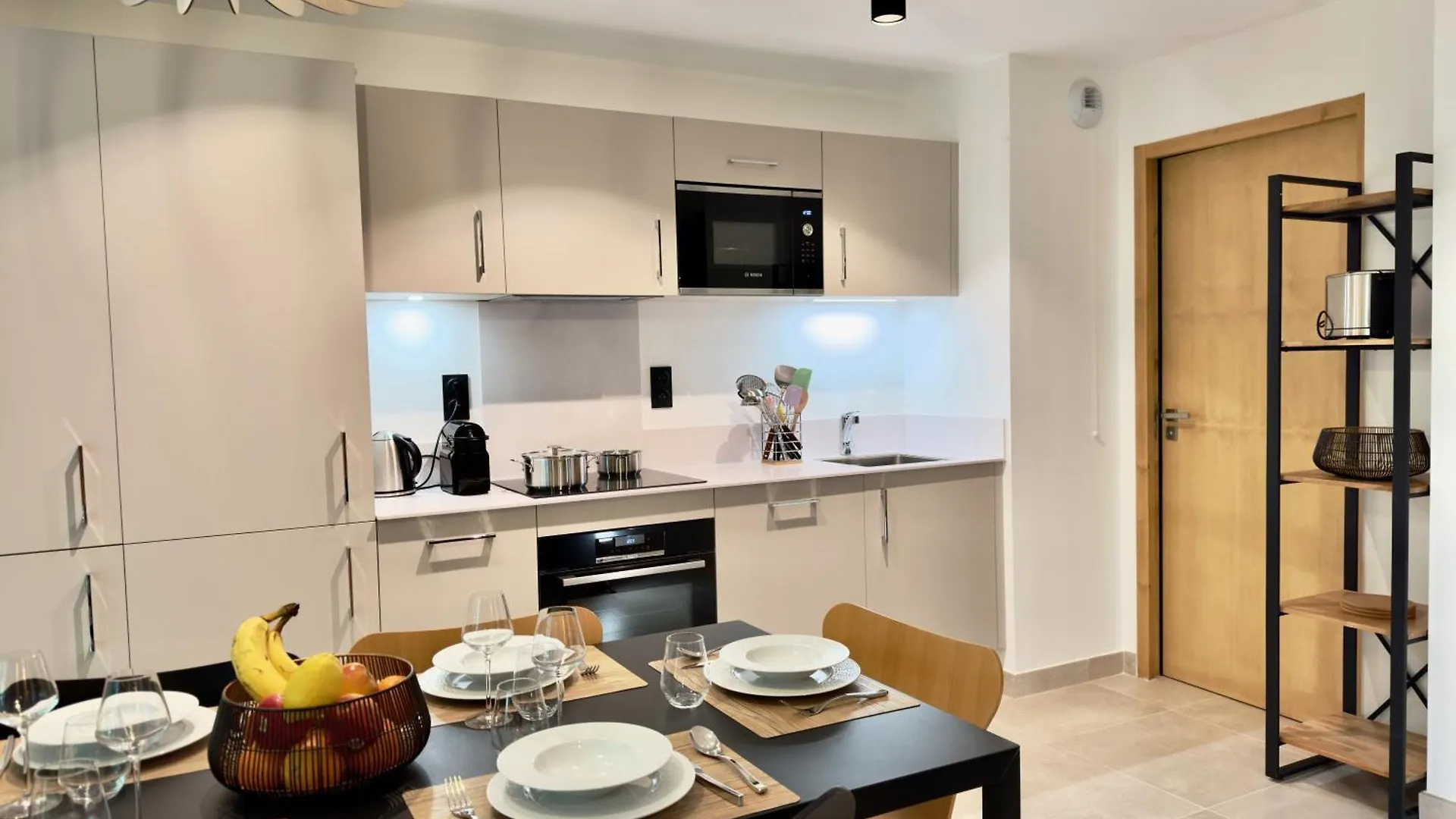 Le Lodge De L Alpage - Ski In Ski Out - 2 Chambres 1 Cabine Combloux Apartment
